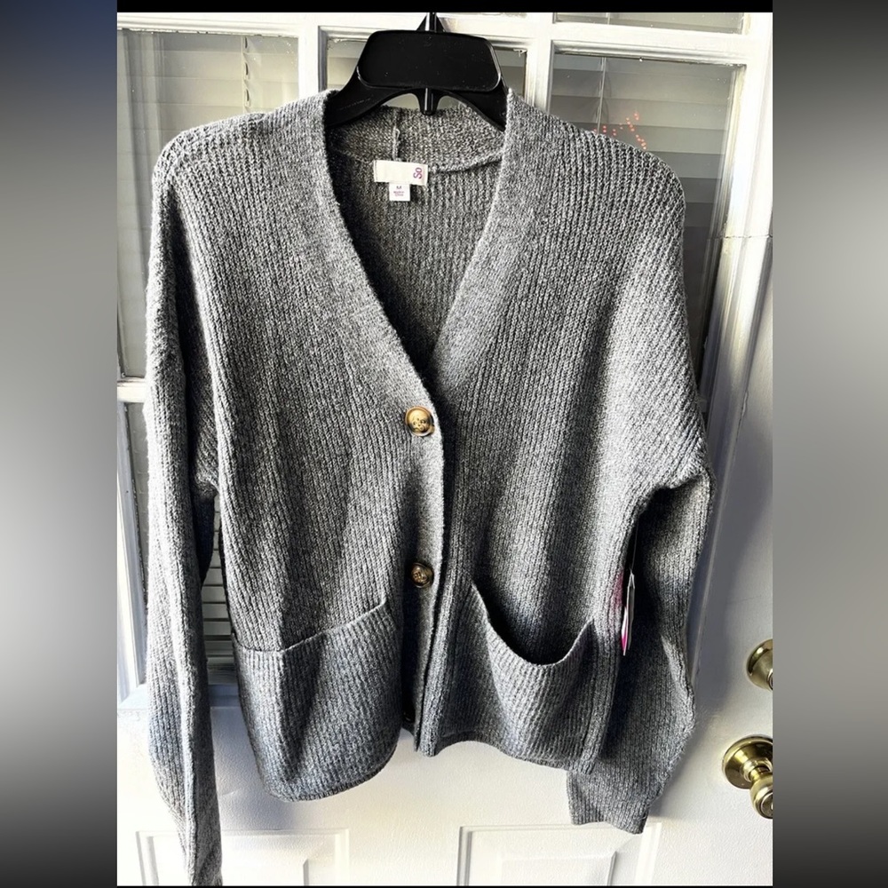 Juniors/Women's SO 3 Button Sweater Size Small Heather Gray NWT